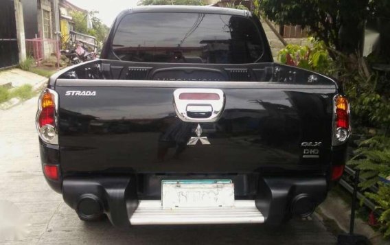 Mitsubishi Strada 2009 for sale