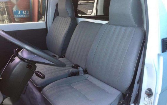 Mitsubishi L300 2011 for sale