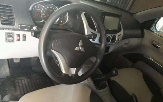 Mitsubishi Strada GLX Yr 2010 for sale 