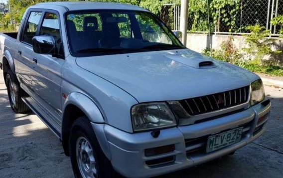 Mitsubishi Strada 4x4 manual FOR SALE