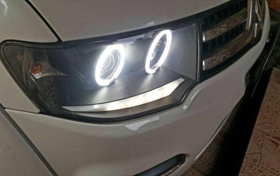 SELLING MITSUBISHI Montero sports gls v 2014