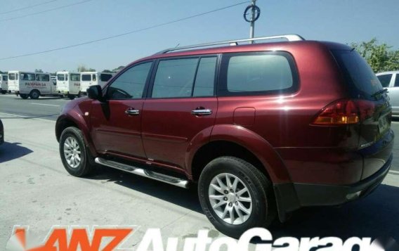 2010 Mitsubishi Montero gls 4x2 FRESH FOR SALE