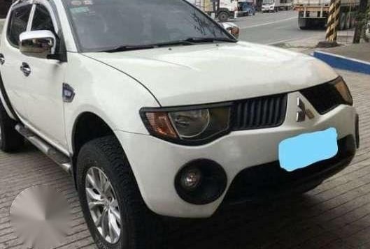 Mitsubishi Strada 2008 for sale