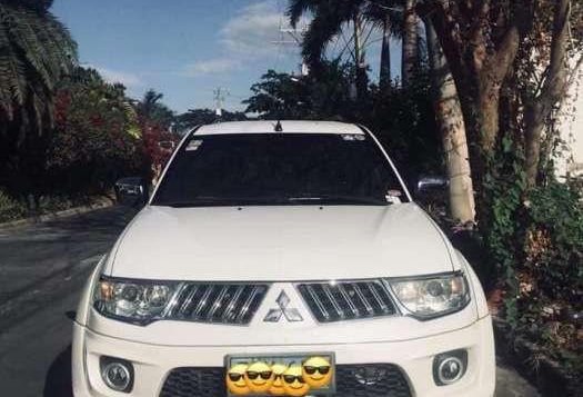 MITSUBISHI Montero Sport GLS-V 2012* Top of the Line