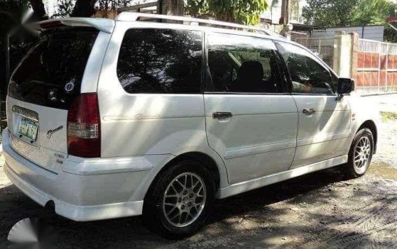 Mitsubishi Chariot Grandis FOR SALE