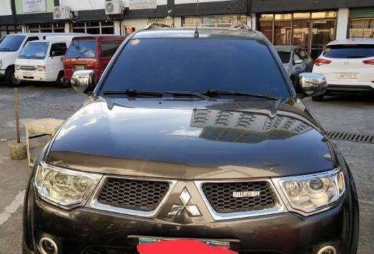 MITSUBISHI Montero GLS V 2013 4x2 Top of the line, Automatic Transmission