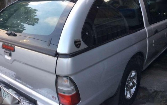 Mitsubishi Endeavor XT2, Diesel 4x2 manual transmission