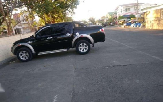 Mitsubishi Strada 2011 for sale