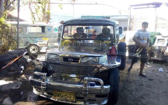 MITSUBISHI Jeepney 4d30 pacita calamba
