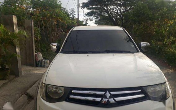 For sale Mitsubishi Strada 2010 model 4X4