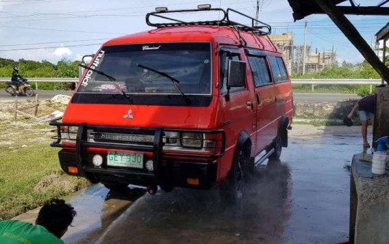 Mitsbishi L300 Van DUAL AIRCON for sale 