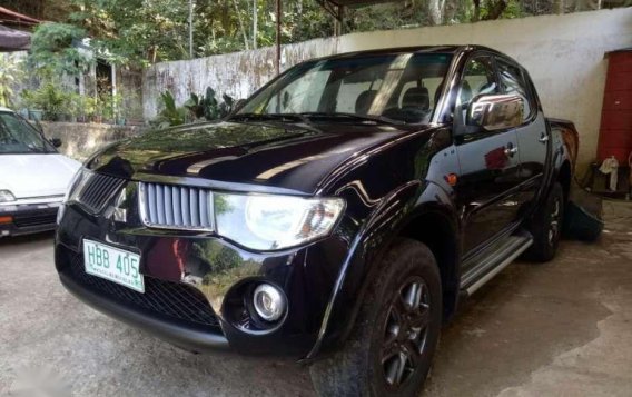 Mitsubishi Strada 2010 for sale