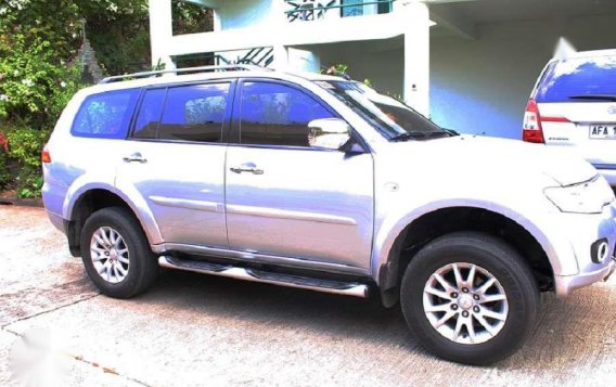 Mitsubishi Montero AT Model 2010