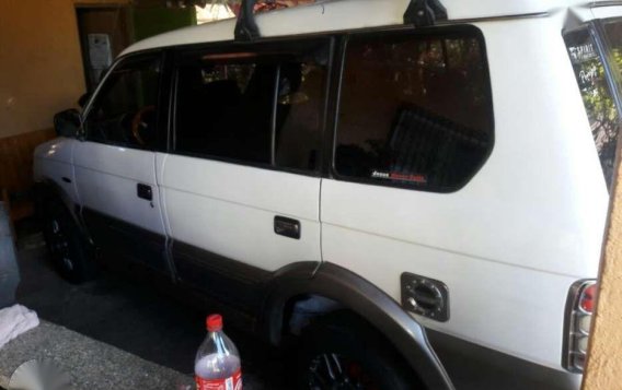 2001 Mitsubishi Adventure for sale