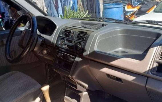 Mitsubishi Adventure 2002 for sale 