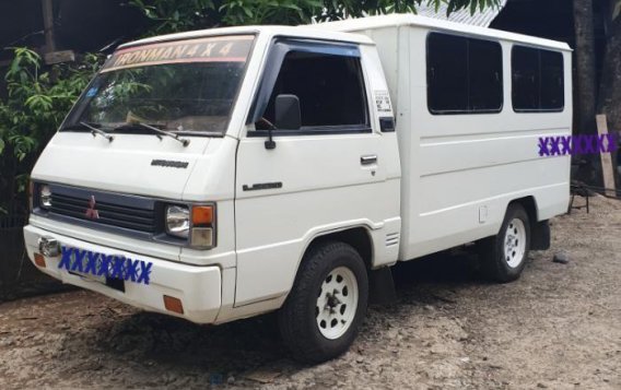 1994 Mitsubishi L300 Van for sale 