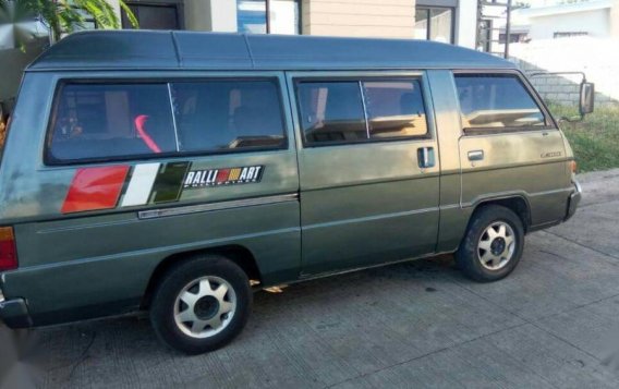 Well kept Mitsubishi L300 for sale 