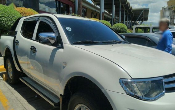 2010 Mitsubishi Strada GLX MT for sale 