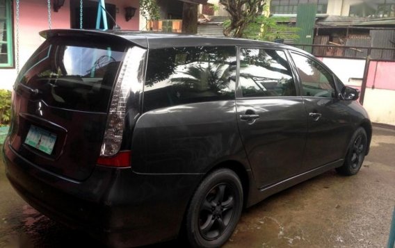 2nd Hand (Used) Mitsubishi Grandis 2005 for sale in Tanay