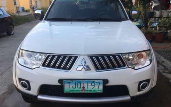 2nd Hand Mitsubishi Montero Sport 2011 at 90000 km for sale