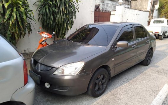 Selling 2nd Hand Mitsubishi Lancer 2004 