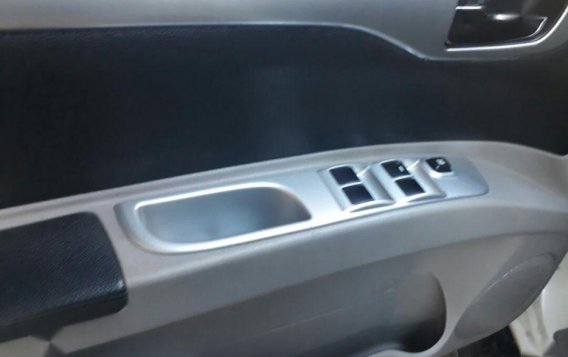 Selling 2nd Hand Mitsubishi Montero 2010 in Mandaluyong