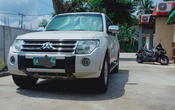 Selling Mitsubishi Pajero 2010 Automatic Diesel in Lipa