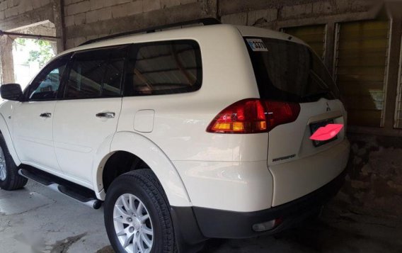 Selling 2nd Hand Mitsubishi Montero 2010 at 100000 km in San Fernando