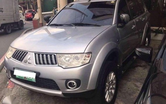 2nd Hand Mitsubishi Montero 2012 for sale in Pasig