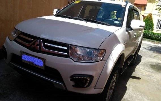 Selling Mitsubishi Montero 2015 at 60000 km in Santo Tomas