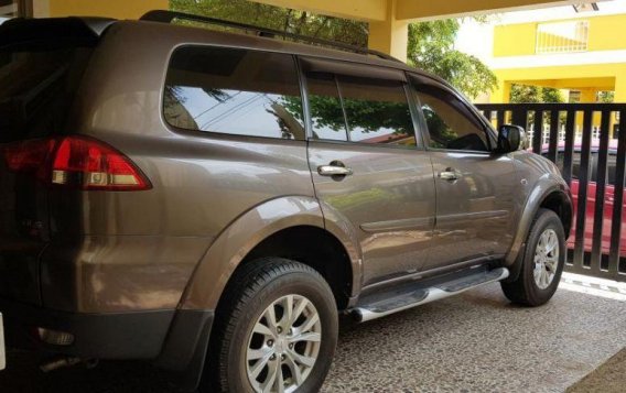 Selling 2nd Hand Mitsubishi Montero Sport 2015 in Calumpit