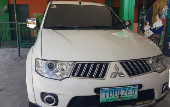 Selling 2nd Hand Mitsubishi Montero 2012 at 63000 km in Biñan