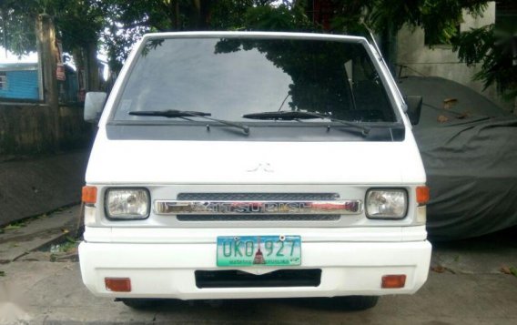 Sell 2nd Hand 2012 Mitsubishi L300 at 80000 km in Quezon City
