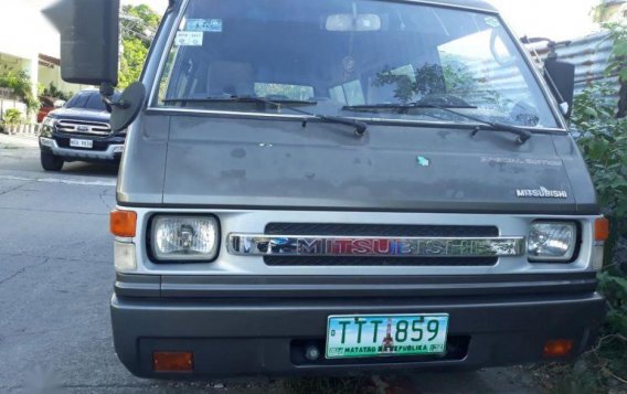 Selling 1997 Mitsubishi L300 Van for sale in Parañaque