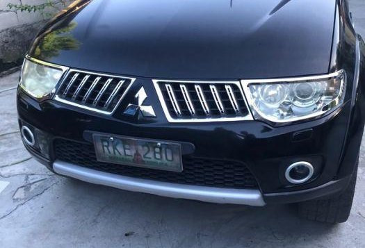 2nd Hand Mitsubishi Montero 2010 Manual Diesel for sale in Magalang
