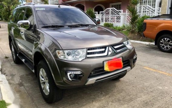 Sell 2nd Hand 2015 Mitsubishi Montero Sport Automatic Diesel at 44000 km in Parañaque