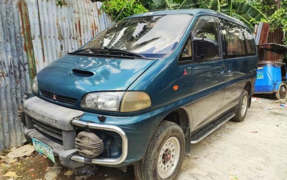 Selling 2nd Hand Mitsubishi Spacegear 1994 in Valenzuela