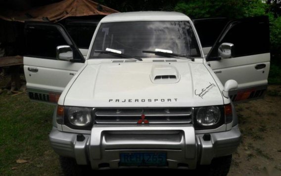 Selling Mitsubishi Pajero Automatic Diesel in Santa Rosa