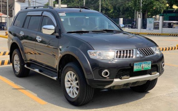 Selling Mitsubishi Montero 2012 Automatic Diesel in Quezon City