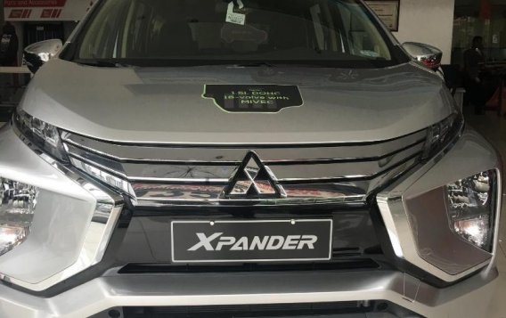 Selling Brand New Mitsubishi Xpander 2019 in Quezon City