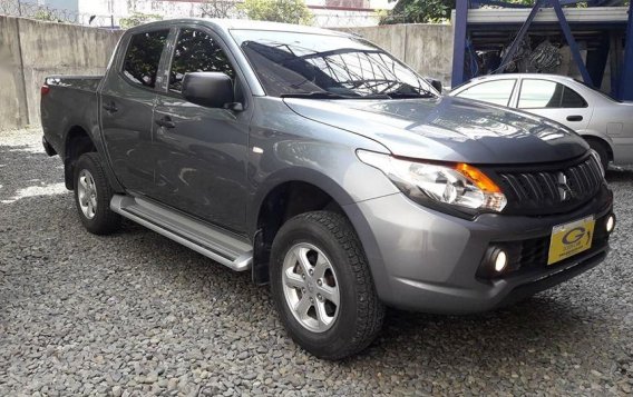 Sell 2nd Hand 2017 Mitsubishi Strada Manual Diesel at 38000 km in San Fernando