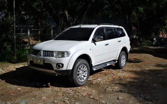 Selling 2nd Hand Mitsubishi Montero Sport 2011 at 70000 km in Quezon City