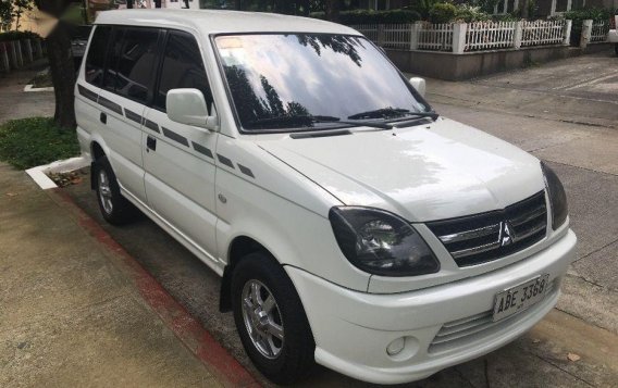 Sell 2nd Hand 2015 Mitsubishi Adventure at 60000 km in Quezon City