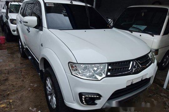 Selling White Mitsubishi Montero Sport 2015 Manual Diesel 