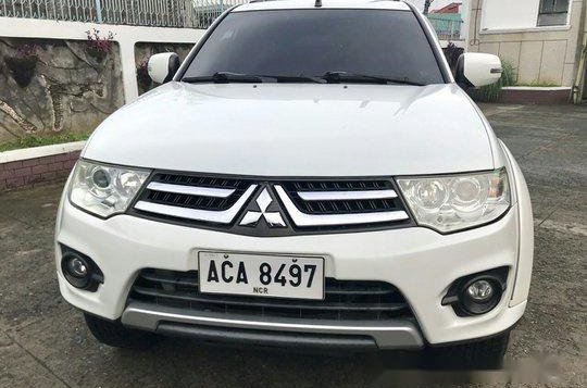 Selling White Mitsubishi Montero Sport 2014 at 39000 km 