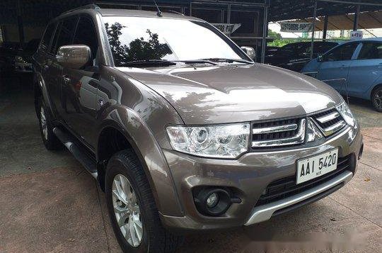 Selling Grey Mitsubishi Montero Sport 2014 Manual Diesel at 16944 km 