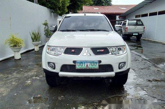 White Mitsubishi Montero Sport 2012 for sale in Pasay 