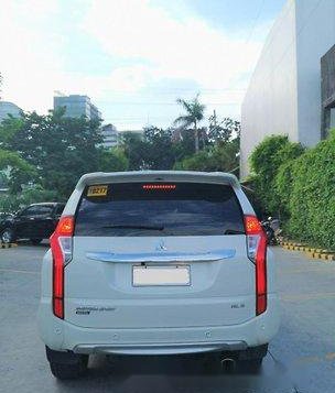 Selling White Mitsubishi Montero Sport 2016 