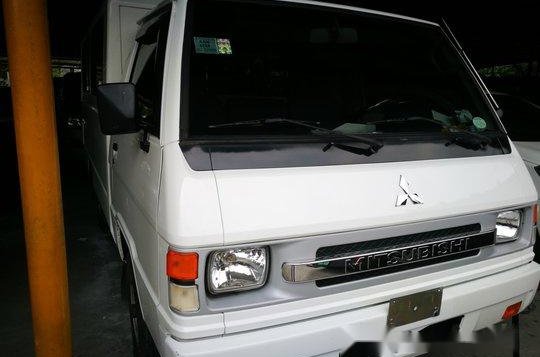 White Mitsubishi L300 2014 for sale in Pasig