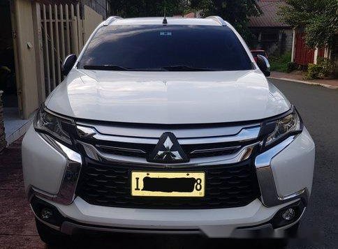 White Mitsubishi Montero sport 2017 at 35000 km for sale